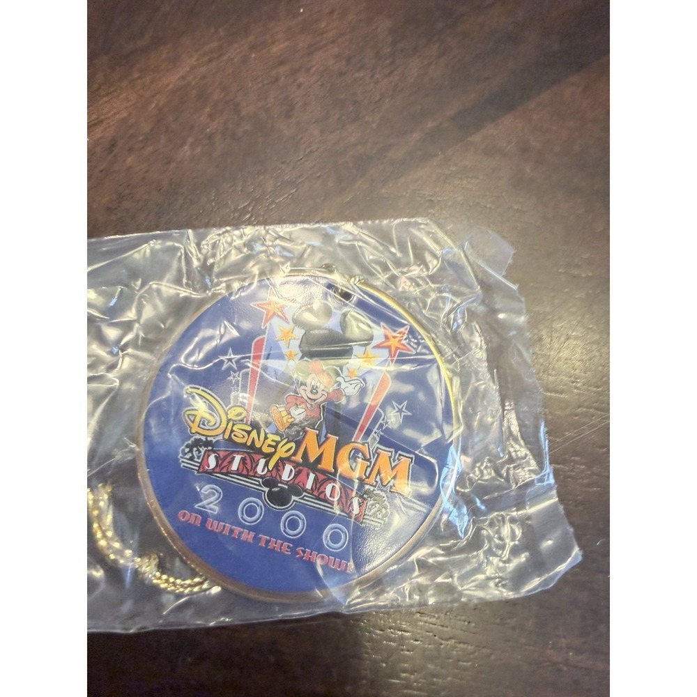Walt Disney World Disc Ornament Mgm Studios 2000 Mini Plate